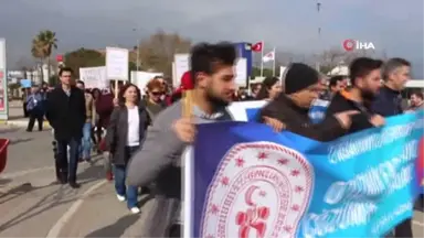 Balıkesir'de Dünya Otizm Farkındalık Yürüyüşü Yapıldı