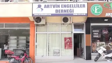 Engelliler Hayatının Her Alanında Olmalı