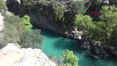 Antalya Irmakta Kaybolan Üniversiteli Bekir'in Cansız Bedeni Bulundu