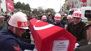 Konya Şehit Astsubayı, Çocukları Asker Selamıyla Uğurladı