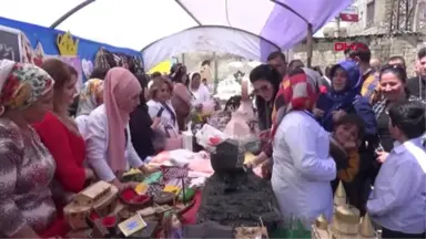 Şırnak Silopi'de Kursiyerlerin El Sanatları Sergilendi