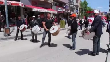 Burdur'da 1 Mayıs Yürüyüşü