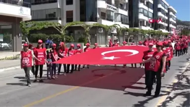 Muğla'da 1 Mayıs Yürüyüşünde Arbede