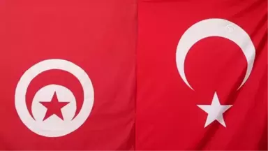 Türkçe Makale Yarışmasında Kazanan Tunuslu Öğrenciler Ödüllendirildi