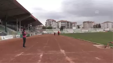 Görme Engeli Atletizmde Başarılarına Mani Olmadı