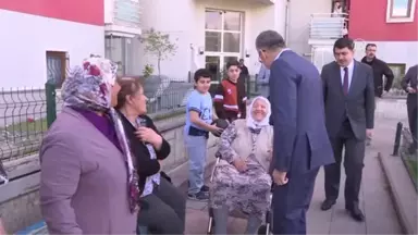 Oktay'dan Yeni Zelanda Şehidinin Ailesine Ziyaret