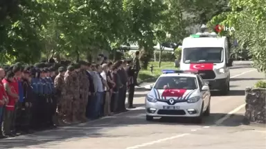 Kayıp Muhabiri Arama Çalışmalarında Suya Kapılarak Şehit Olan Askerler İçin Tören Düzenlendi