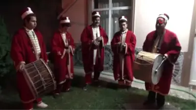 Simavlılar, Sahura Mehter Marşıyla Kalktı