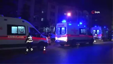 Başkent'te Sıkışmalı Trafik Kazası: 1'i Ağır 2 Yaralı