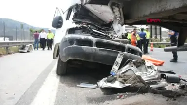 İzmir'de Zincirleme Kaza 1 Ölü