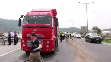 İzmir'de Zincirleme Trafik Kazası: 1 Ölü