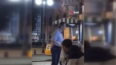 İstanbul'da Atm Makinesini Döven Adam Kamerada