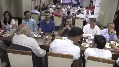 Eğitim-Bir-Sen'den iftar programı