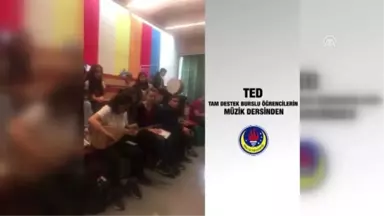 Haluk Levent burslu öğrenciler için sahneye çıktı - ANKARA