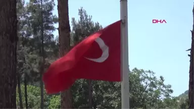 KAHRAMANMARAŞ Şehit babası 3 kardeş, evlatlarıyla gururlu-ÖZEL