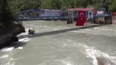 Dünya Rafting Şampiyonası heyecanı antrenmanla başladıDünya Rafting Federasyonu Başkanı Danilo...