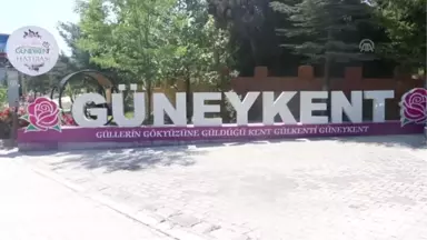 Isparta'da Gül Festivali