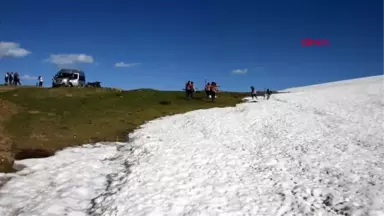 MUŞ Haziran ayında kayak keyfi