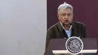 Meksika lideri Obrador başkanlık uçağının satışından gelecek parayı kaçak göçü engellemek için...