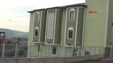 KOCAELİ Camide üzerine ayakkabı dolabı devrilen çocuk öldü