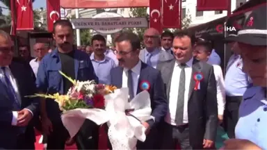 Manisa'da hükümlü ve tutukluların el emekleri sergilendi