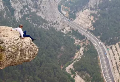 Kaymakam Fotoğrafını Paylaştı, Gülek Kalesi'ne Ziyaretçi Yağıyor