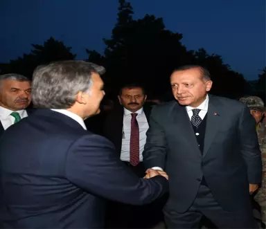 Cumhurbaşkanı Erdoğan Ile Abdullah Gül Yan Yana