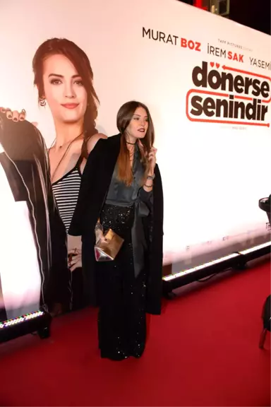 Aslı Enver, Murat Boz'un Filminin Galasına 