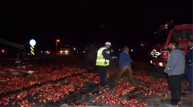 Ankara'da Yolcu Otobüsü ile Kamyon Çarpıştı: 11 Yaralı