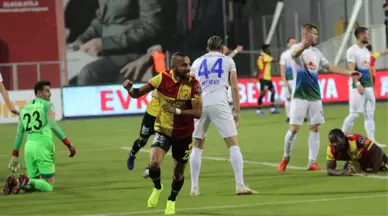 Göztepe, Çaykur Rizespor'u 2-0 Mağlup Etti