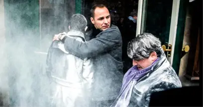 Fransa'da, Türkiye Düşmanı Olan Cumhurbaşkanı Adayı Valls'e Unlu Saldırı!