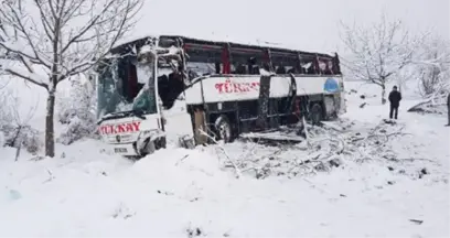 Sinop'ta Yolcu Otobüsü Uçuruma Yuvarlandı! 5 Ölü, Çok Sayıda Yaralı Var