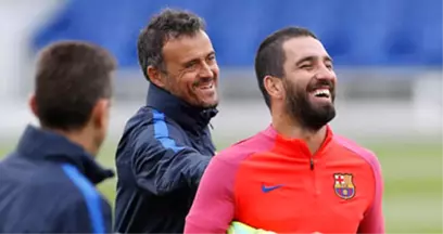 Luis Enrique: Aleix Vidal ve Arda'nın Performanslarından Memnunum