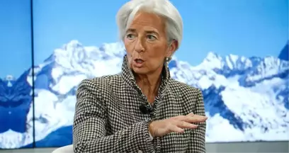 IMF Başkanı'nın Sözleri Davos'a Damga Vurdu: Dünyanın Orta Direği Sallanıyor