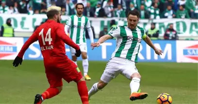 Süper Lig'de Atiker Konyaspor ile Antalyaspor 1-1 Berabere Kaldı