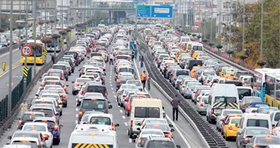 Yüksek Trafik Sigortasında Aile İçi Devir Oyunu