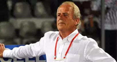 Mustafa Denizli, Yeni Takımıyla İlk Maçında Berabere Kaldı