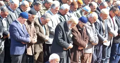 Hatay'da Kuraklıktan Yakınan Vatandaşlar Yağmur Duasına Çıktı