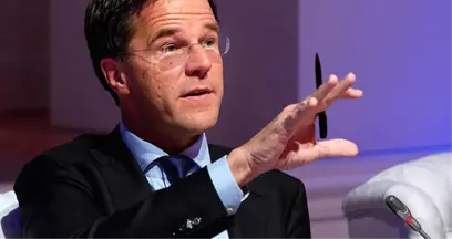 Rutte'den Küstah Açıklama: Türkiye Özür Bekliyorsa Uzun Süre Beklemeli