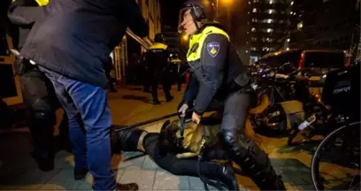 Rotterdam'da Türklerin Yapacağı Protesto Gösterisi İptal Edildi