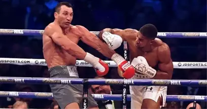 Dünya Ağır Sıklet Boks Maçında Joshua, Klitschko'yu Nakavt Etti