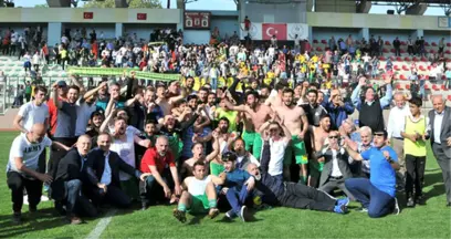 Cumhurbaşkanı Erdoğan'ın Forma Giydiği Erokspor, 3. Lig'e Yükseldi