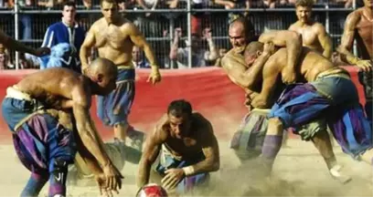 Bu Sporda Kemik Kırmak Serbest! Calcio Storico'da Sadece İki Yasak Var