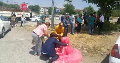 Düğün Konvoyu Kaza Yaptı, İlk Müdahale CHP'li Vekillerden Geldi