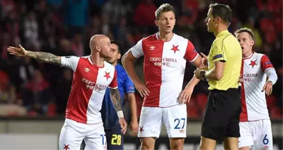 Fenerbahçe'den Slavia Prag'a Giden Stoch, Yeni Takımında Sıfır Çekti