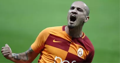 Galatasaray Maicon'un Golünden Sonra Aykut Kocaman'a Gönderme Yaptı