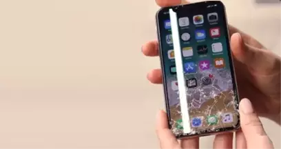 iPhone X'i Yerden Yere Vurdular! Sağlamlık Testinde Sınıfta Kaldı