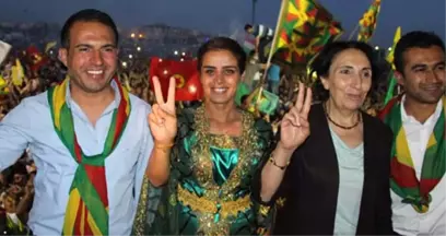 HDP'li Ayşe Acar Başaran Hakkında Yakalama Kararı Çıkarıldı