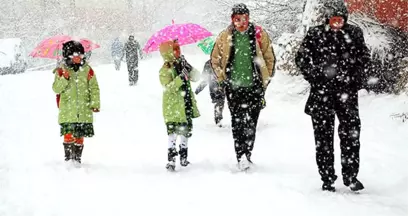 İlk Kar Tatili Haberi Niğde'den Geldi! Altunhisar'ın 2 Beldesinde Okullar Tatil Edildi