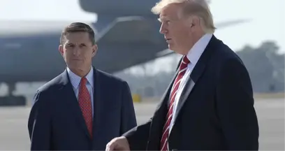 Beyaz Saray Eski Ulusal Güvenlik Danışmanı Michael Flynn, Trump'la Bağlarını Kopardı